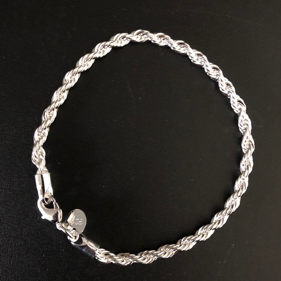 🌟New Sterling Silver Bracelet - Picture 2 of 3